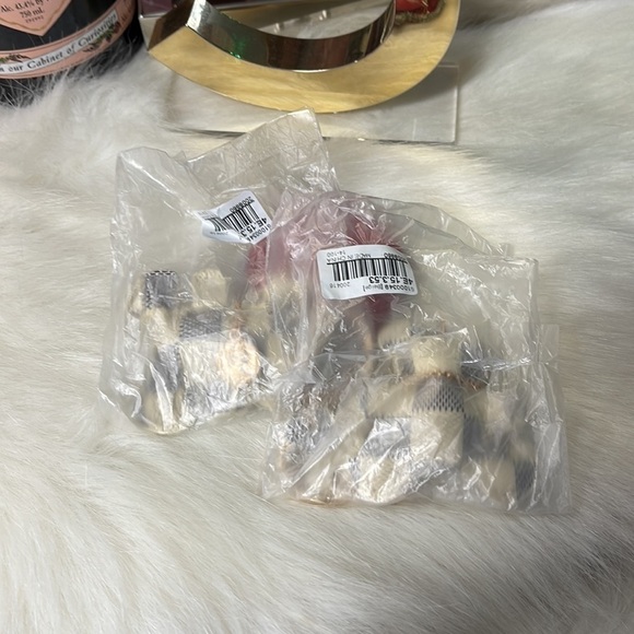 GENERIC BLUE & WHITE CHECKERED BEAR CHARM KEYCHAIN WITH TASSEL - Picture 4 of 4